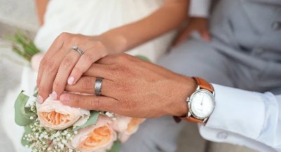 مصري يكشف تفاصيل زواجة ب33 مرة ويصفها بعمل خيري