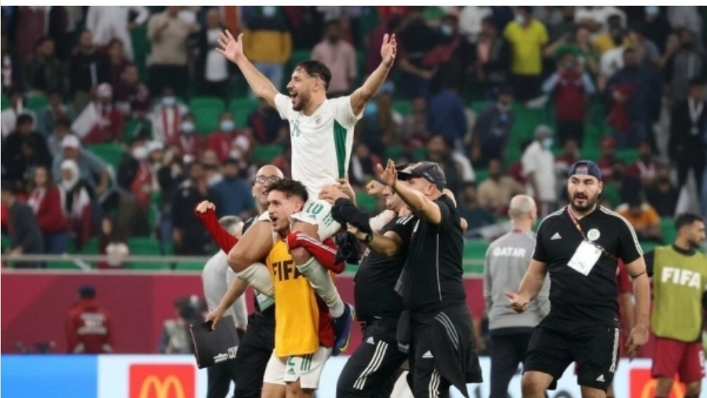كأس العرب: الجزائر تقصي قطر صاحبة الأرض في مباراة مجنونة وتلحق بتونس إلى النهائي