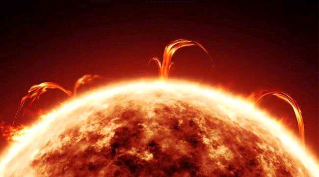 أكبر توهج شمسي منذ سنوات يعطل إشارات الراديو على الأرض