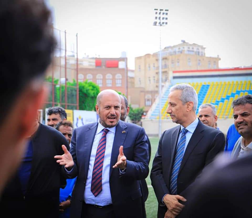 شوقي هائل يشيد بالنجاحات الكبيرة التي يحققها نادي وحدة صنعاء ويؤكد بأن النادي يكتب تاريخاً جديداً