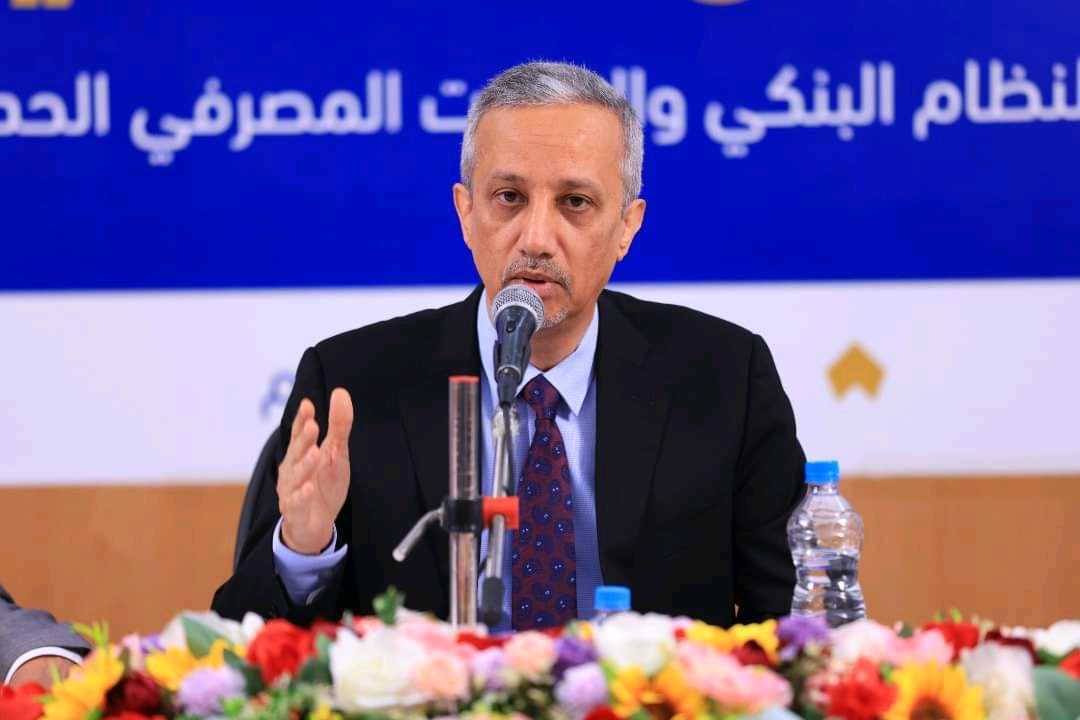 شوقي احمد هائل: هذه أهم خطوة إذا أردنا توجيه حياتنا في اليمن نحو الأفضل