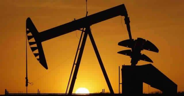 اسعار النفط تحوم قرب أعلى مستوى لها في 13 شهرا