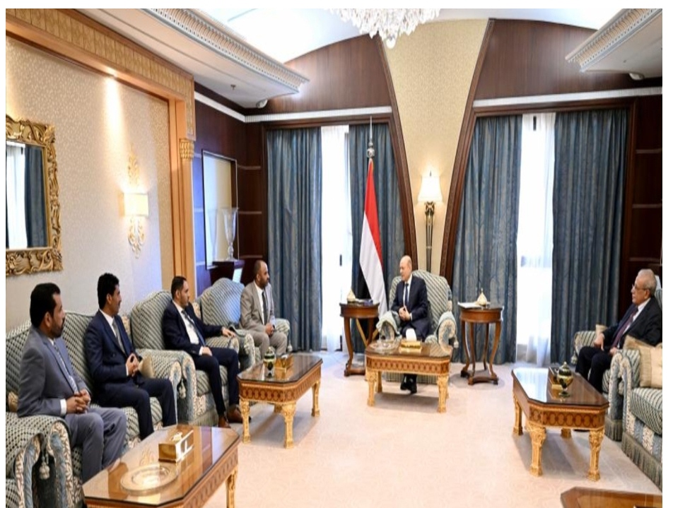 توجيهات رئاسية بشأن الأسرى المقرر الافراج عنهم بموجب الاتفاق مع جماعة الحوثي