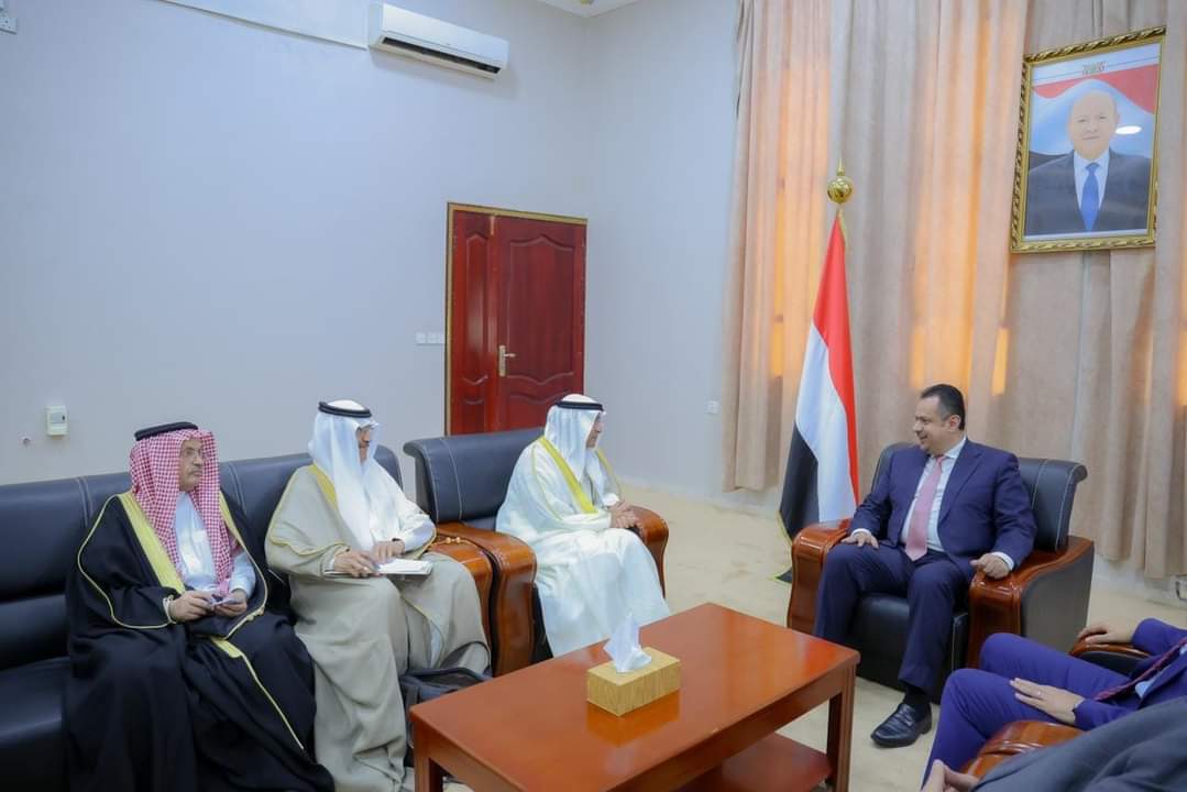رئيس الوزراء يستقبل في عدن أمين عام مجلس التعاون لدول الخليج العربية والوفد المرافق له